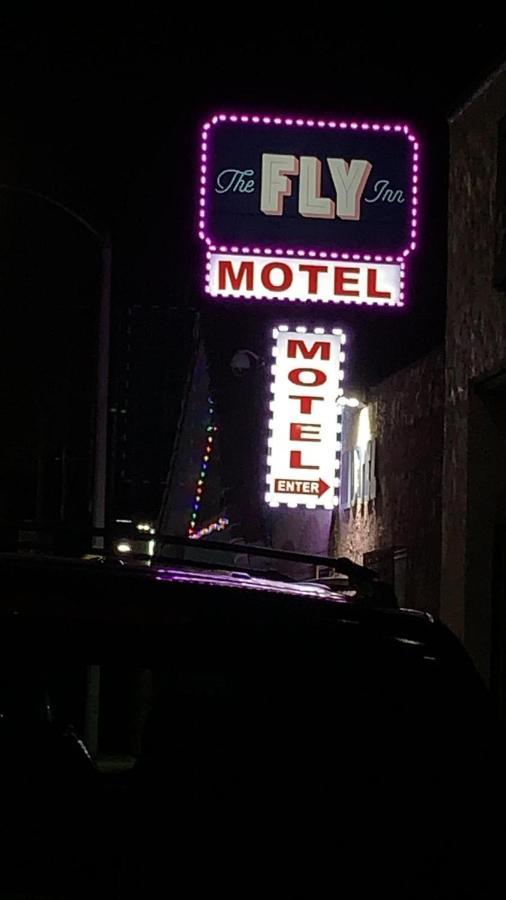 The Fly Motel 2*